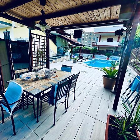 Luena Home Luxury Apartment Brusciano Esterno foto