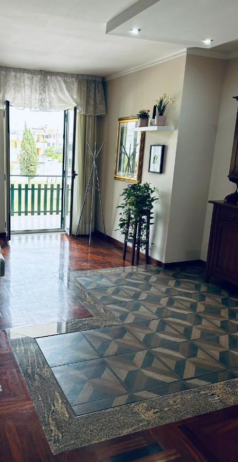 Luena Home Luxury Apartment Brusciano Esterno foto