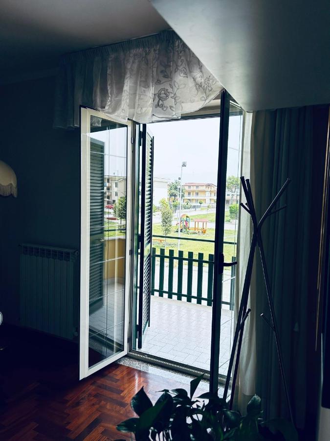 Luena Home Luxury Apartment Brusciano Esterno foto